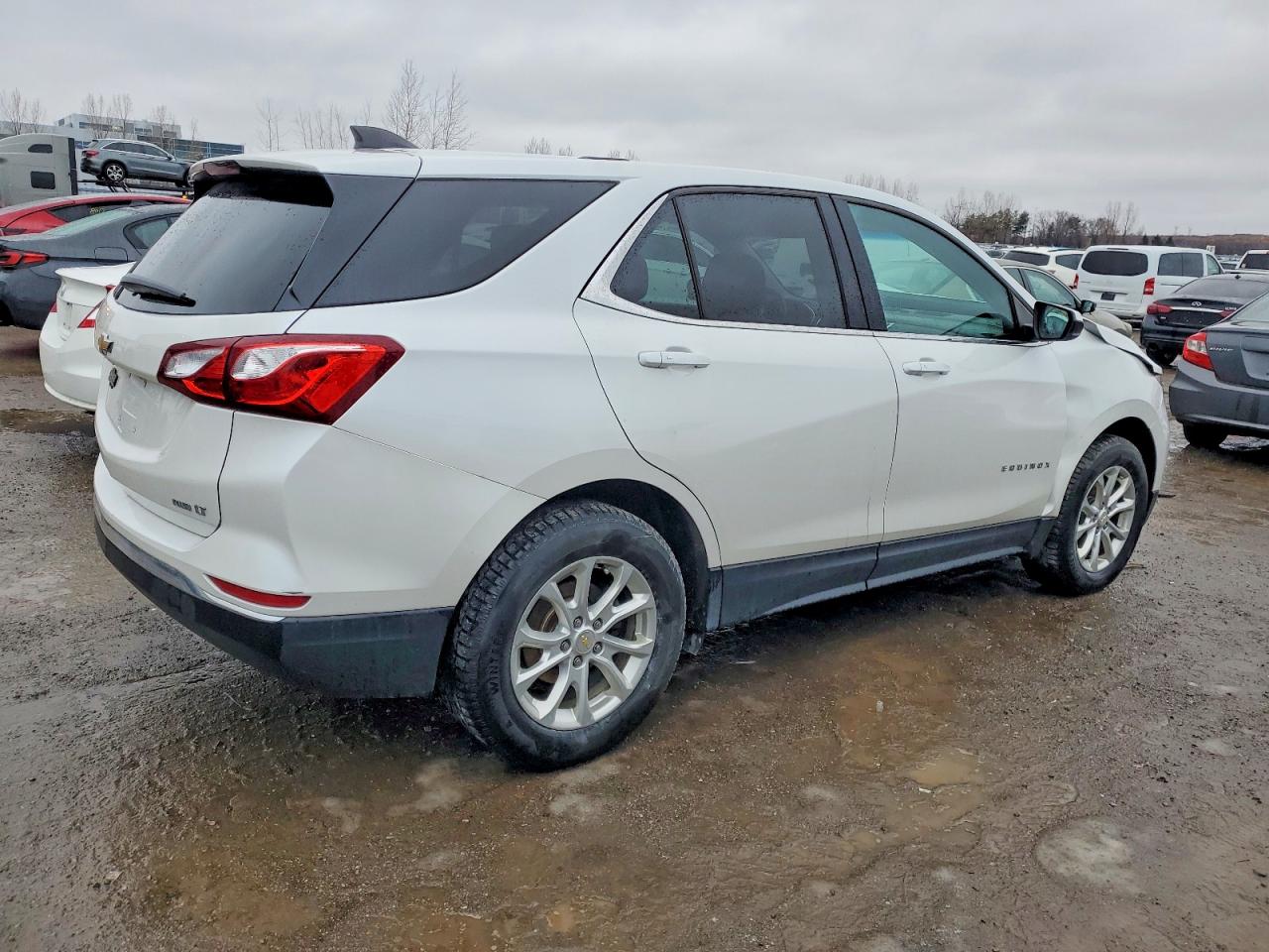 2019 CHEVROLET EQUINOX LT photo 3