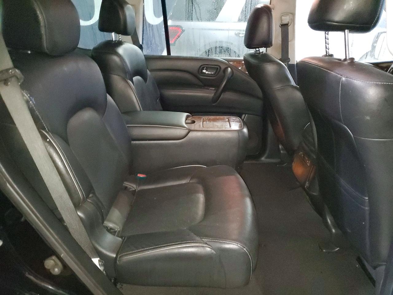 2019 INFINITI QX80 LUXE photo 11