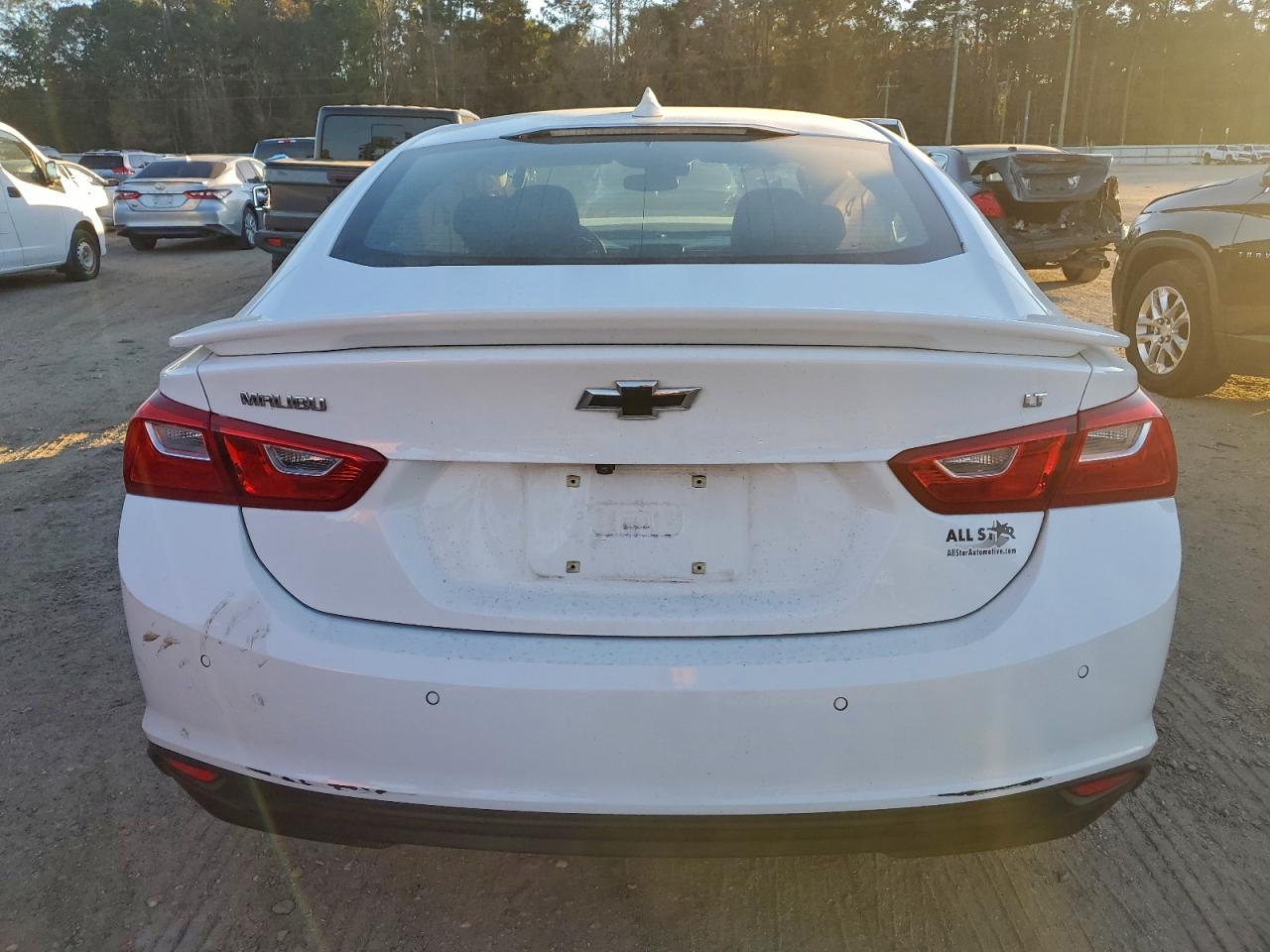 2024 CHEVROLET MALIBU LT photo 6