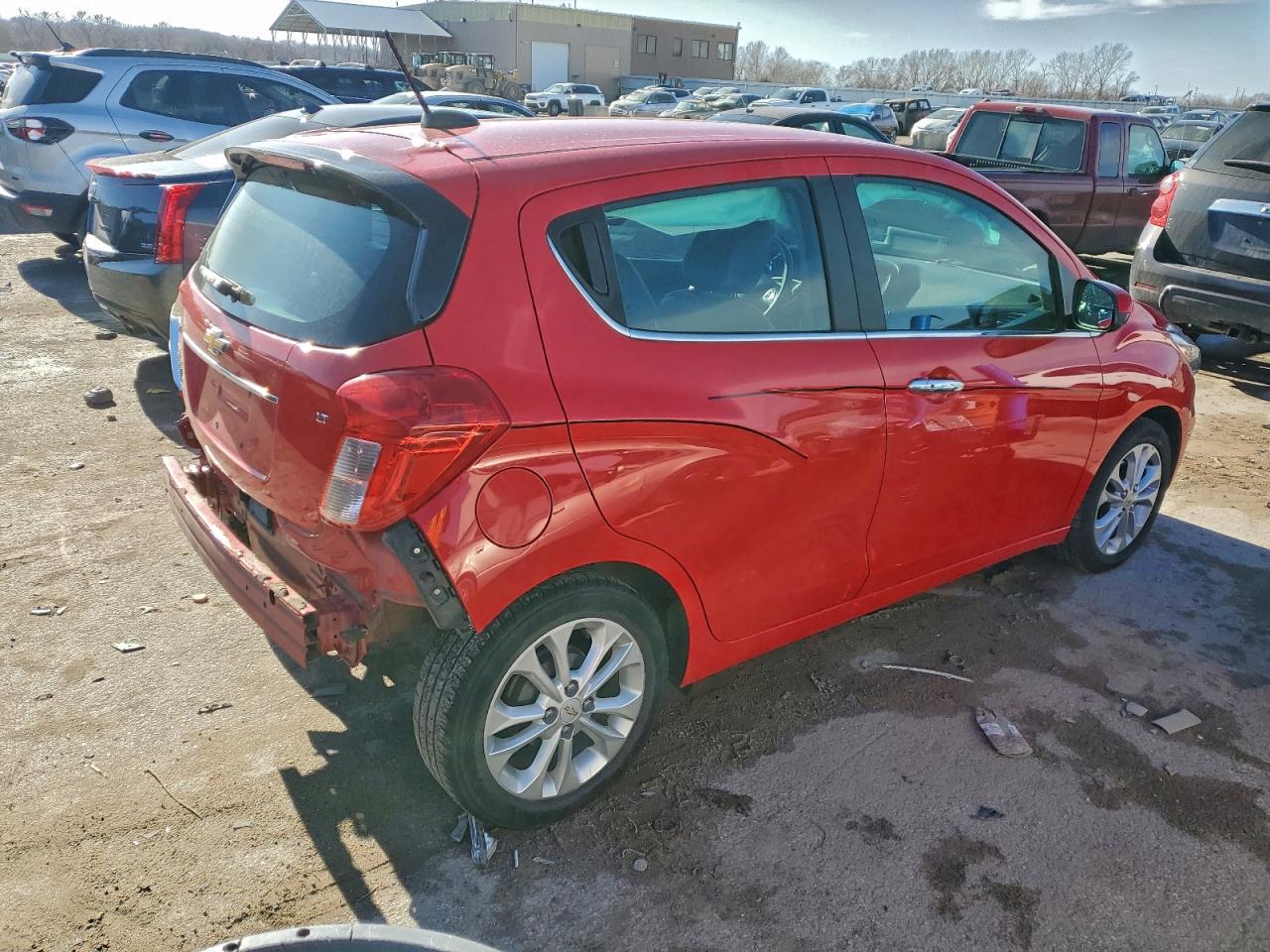 2019 CHEVROLET SPARK 2LT photo 5
