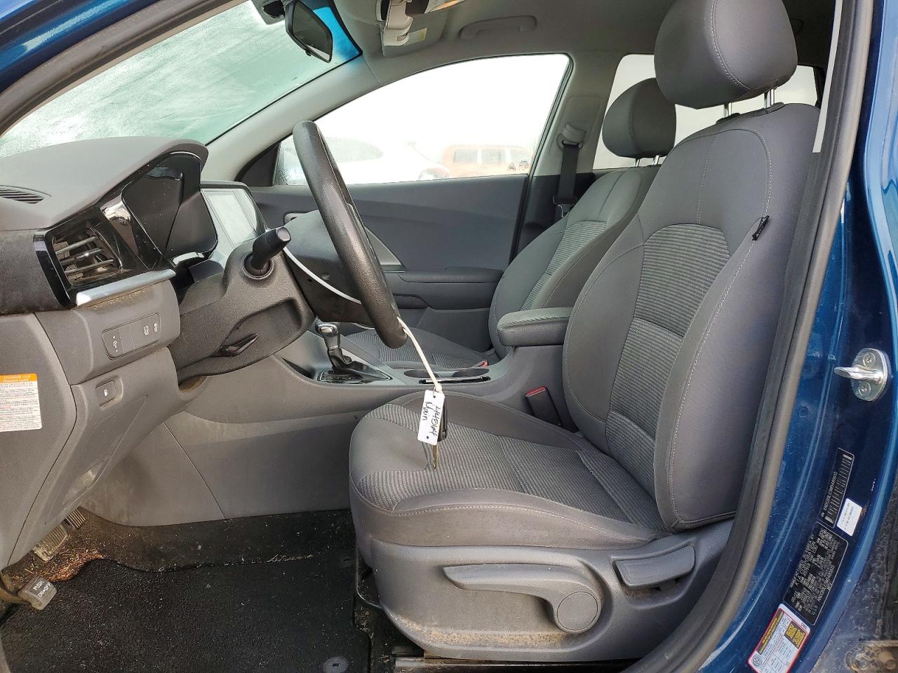 2021 KIA NIRO LX photo 7