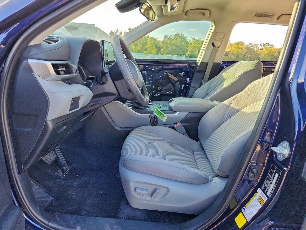 2021 TOYOTA HIGHLANDER L photo 7