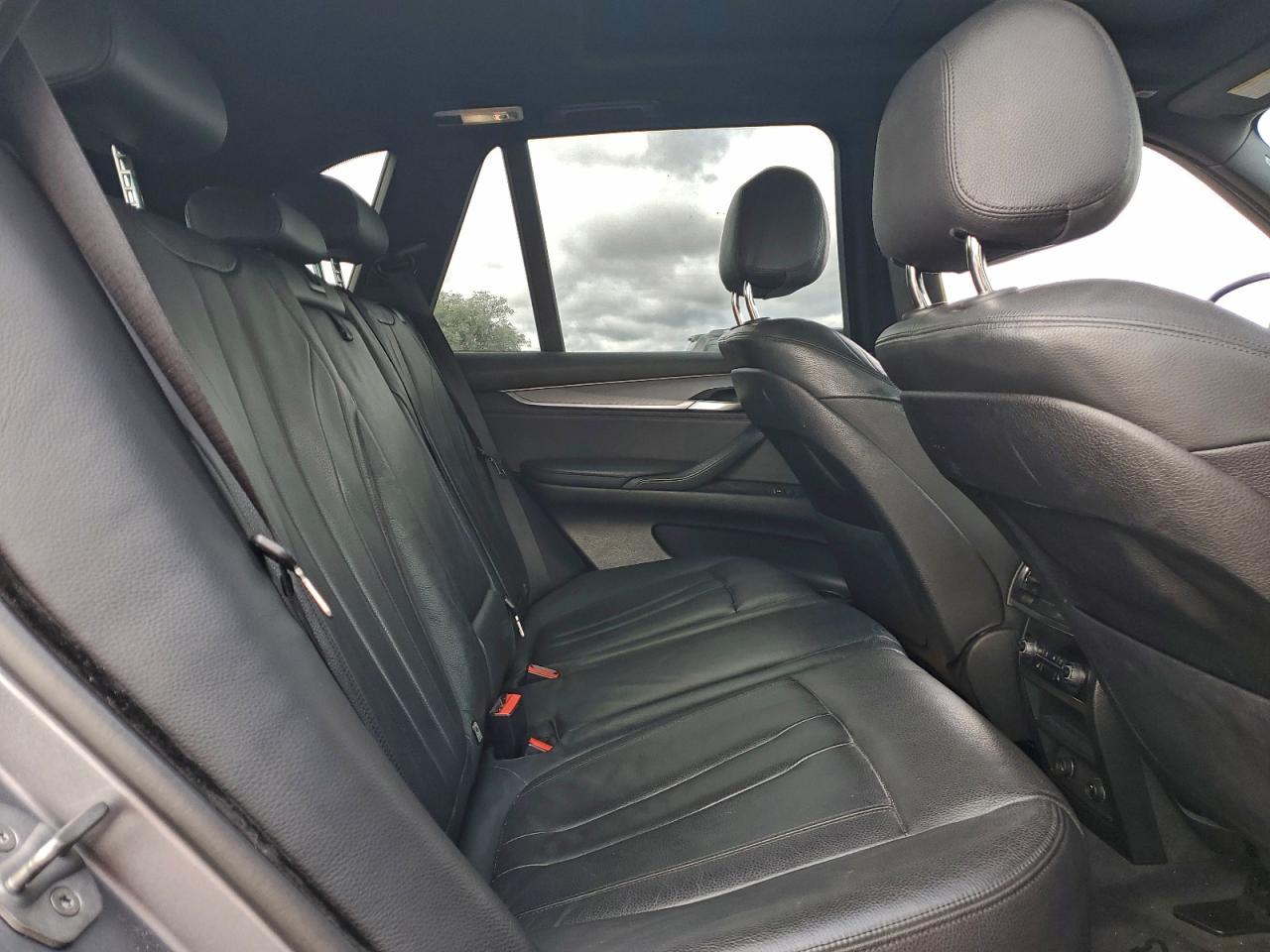 2015 BMW X5 XDRIVE35I photo 11