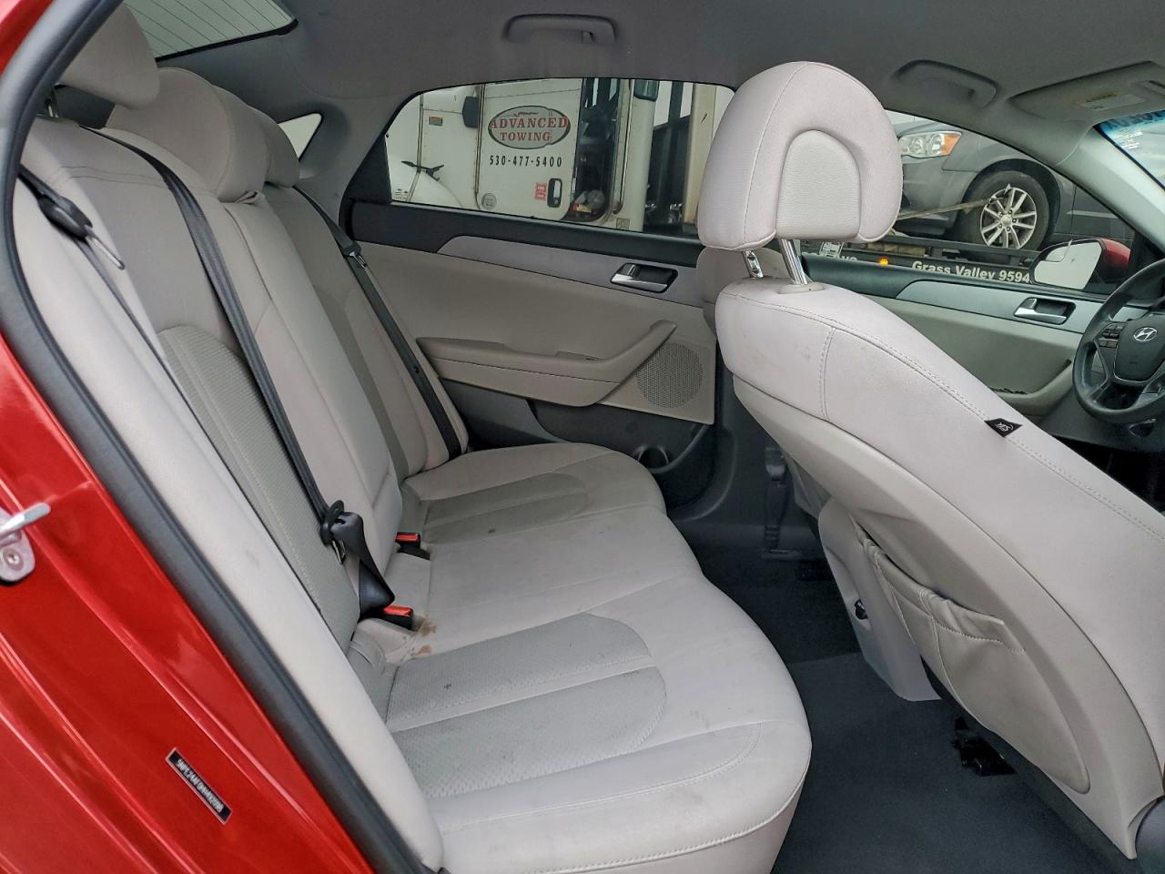 2017 HYUNDAI SONATA SE photo 10