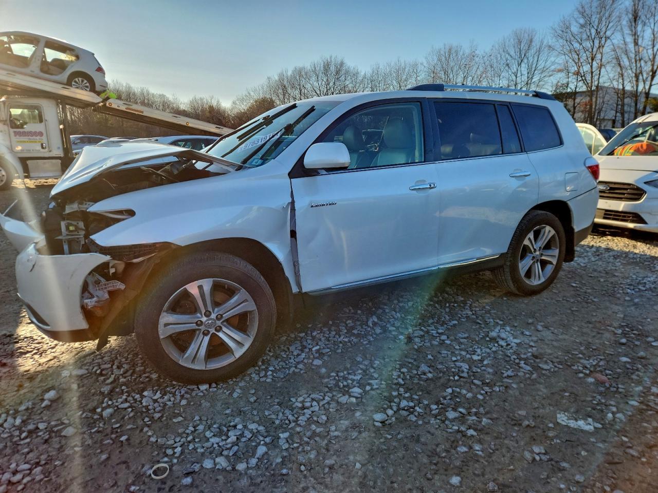 2011 TOYOTA HIGHLANDER