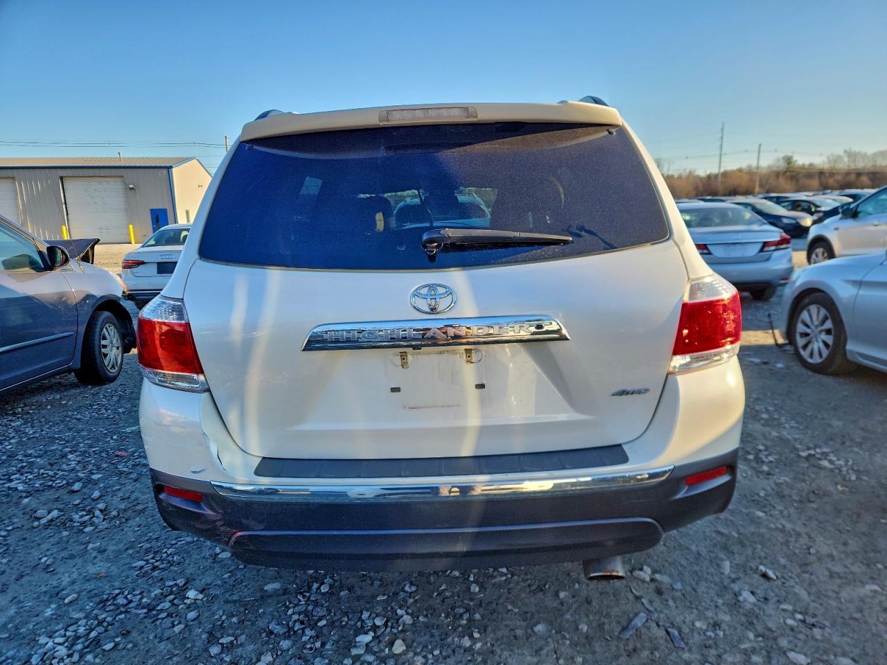 2011 TOYOTA HIGHLANDER LIMITED photo 6