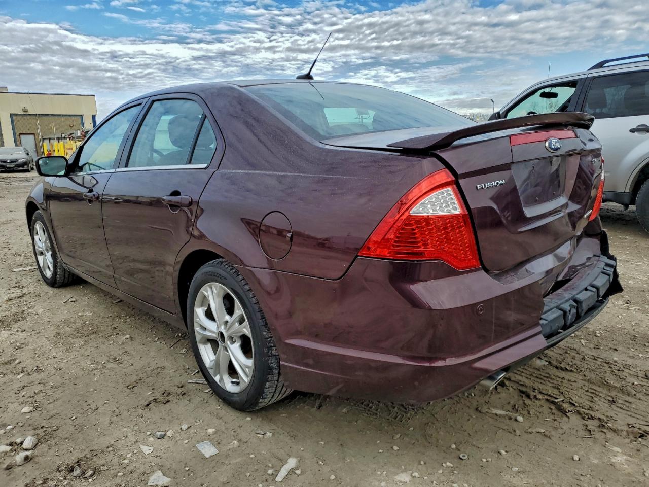 2012 FORD FUSION SE photo 2