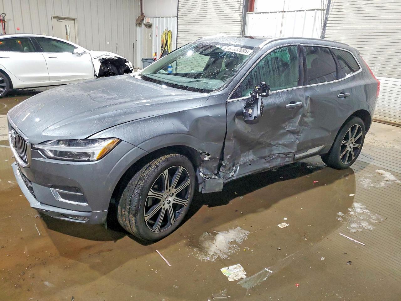 2021 VOLVO XC60