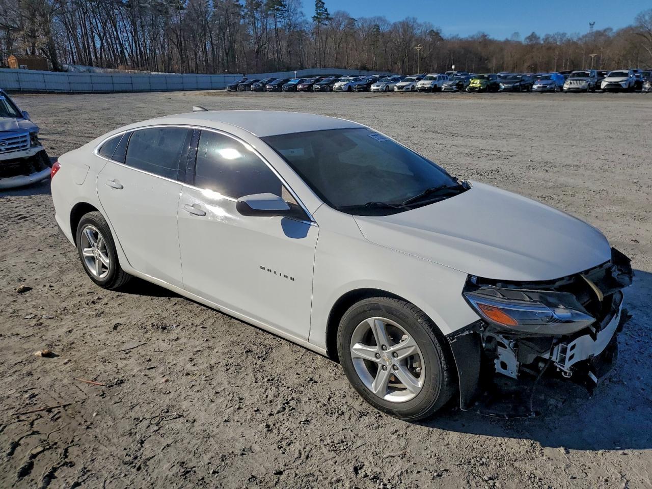 2021 CHEVROLET MALIBU LS photo 4
