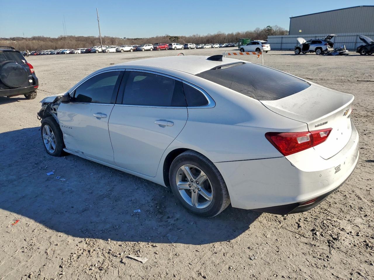 2021 CHEVROLET MALIBU LS photo 2