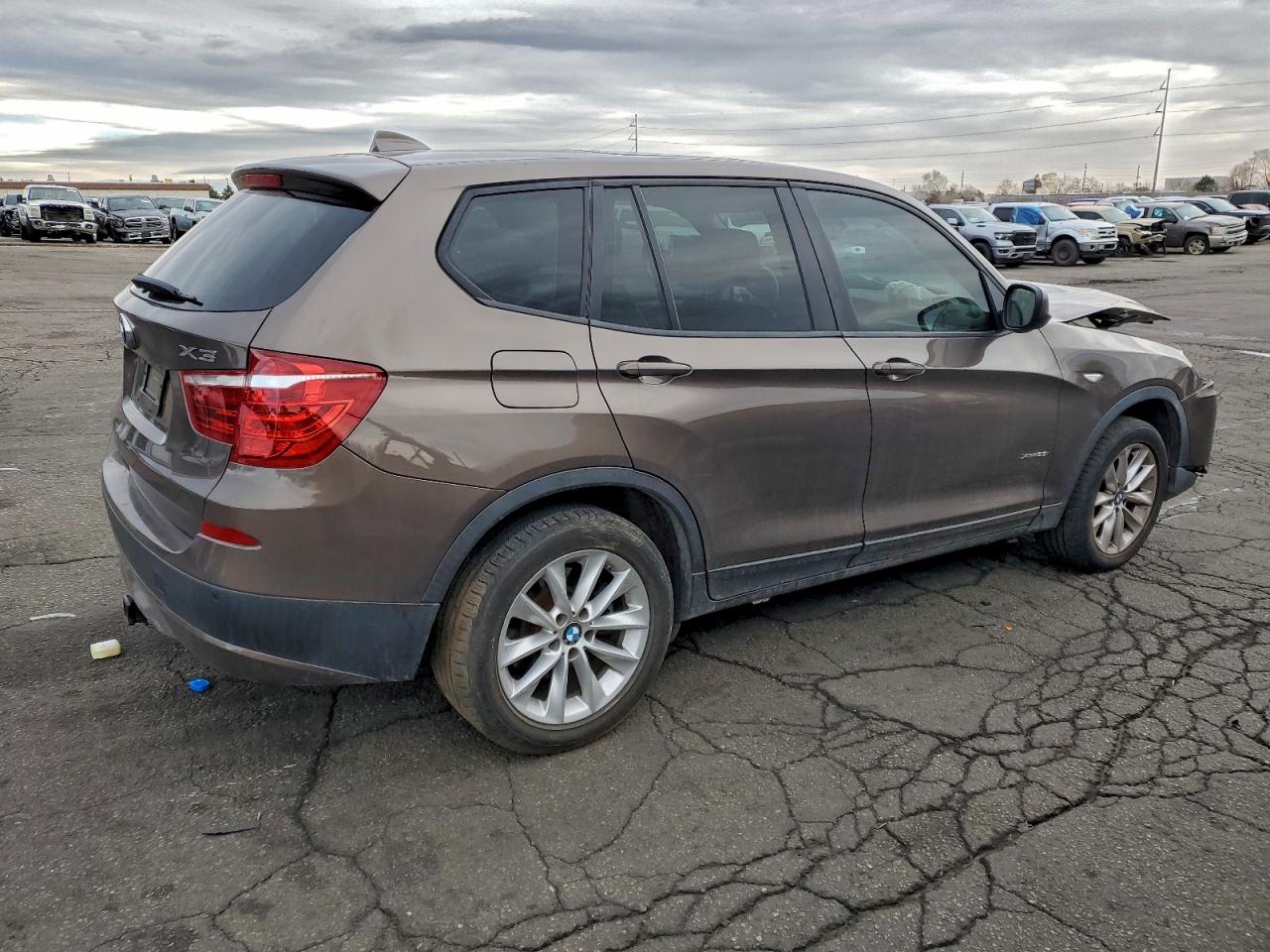 2013 BMW X3 XDRIVE28I photo 3