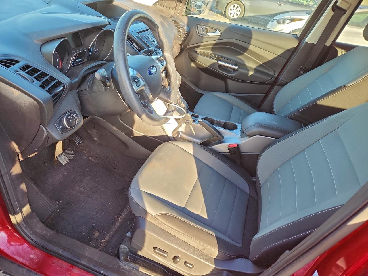 2016 FORD ESCAPE SE photo 7