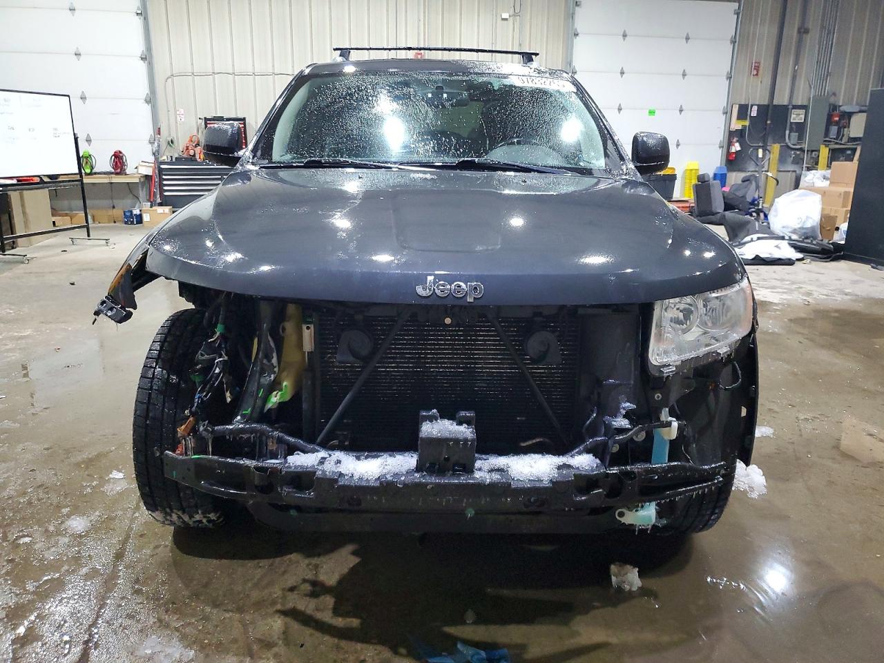 2011 JEEP GRAND CHEROKEE LAREDO photo 5