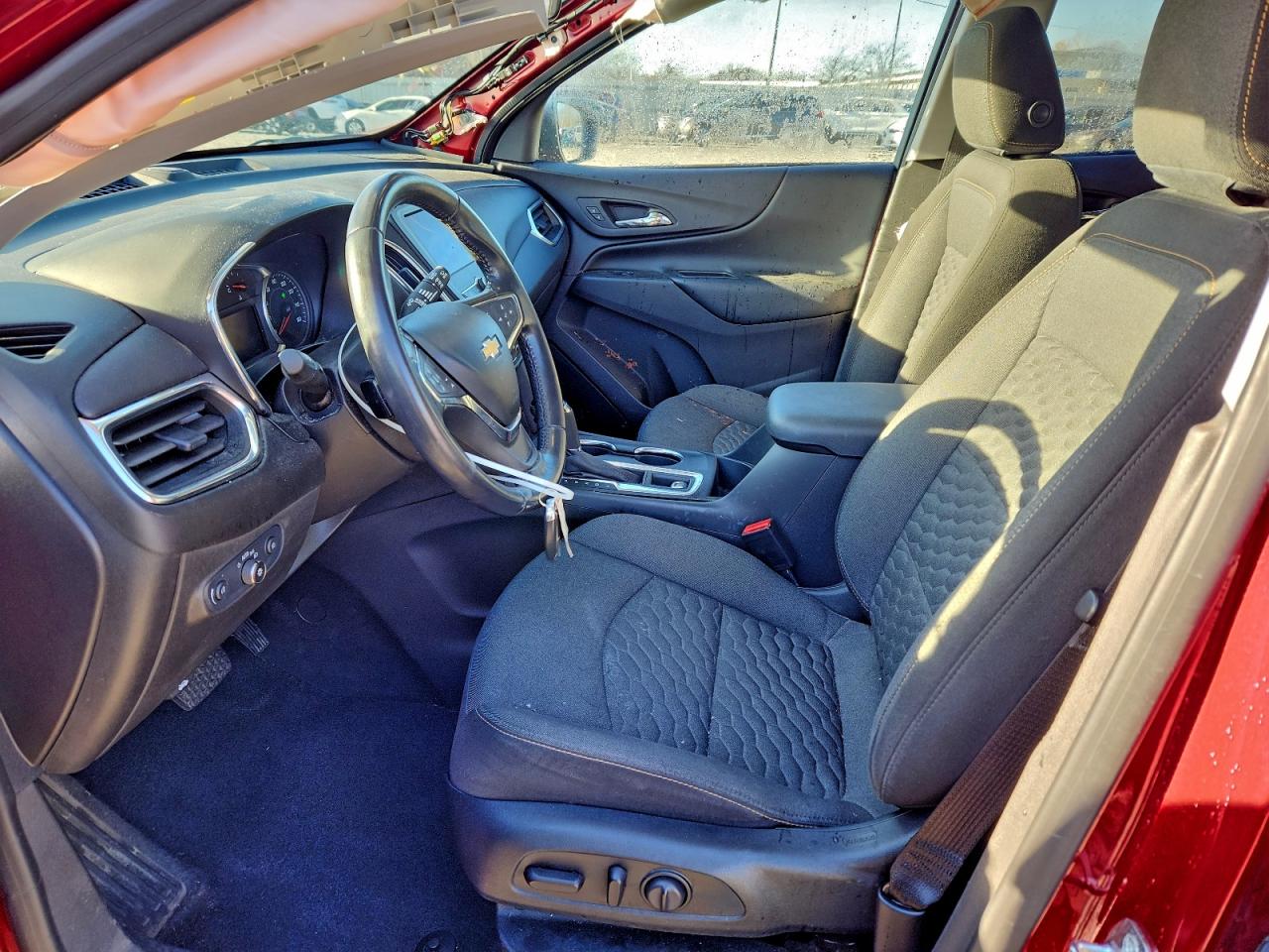 2020 CHEVROLET EQUINOX LT photo 7