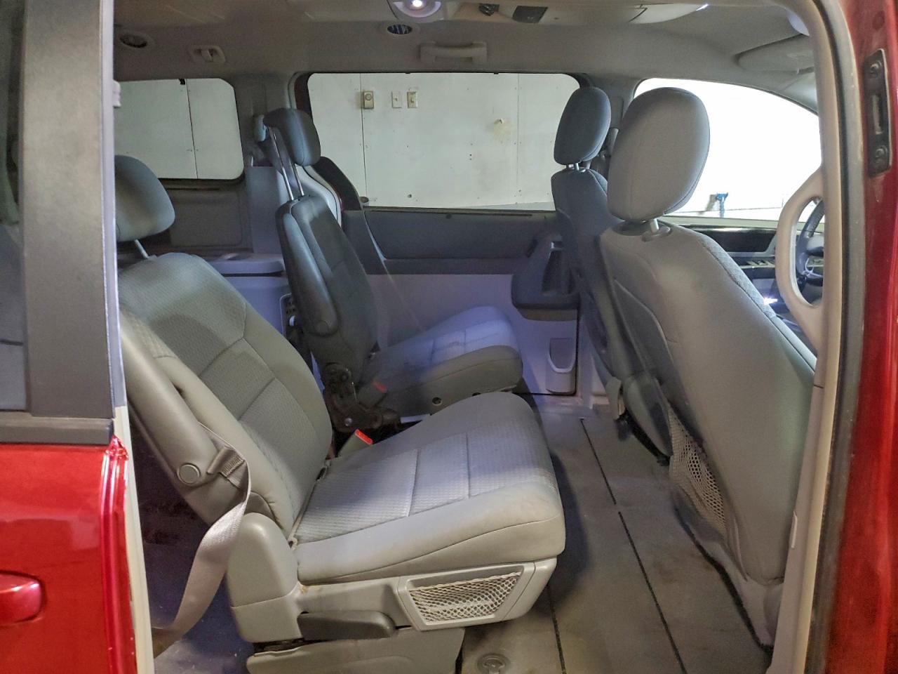 2010 DODGE GRAND CARAVAN SXT photo 11