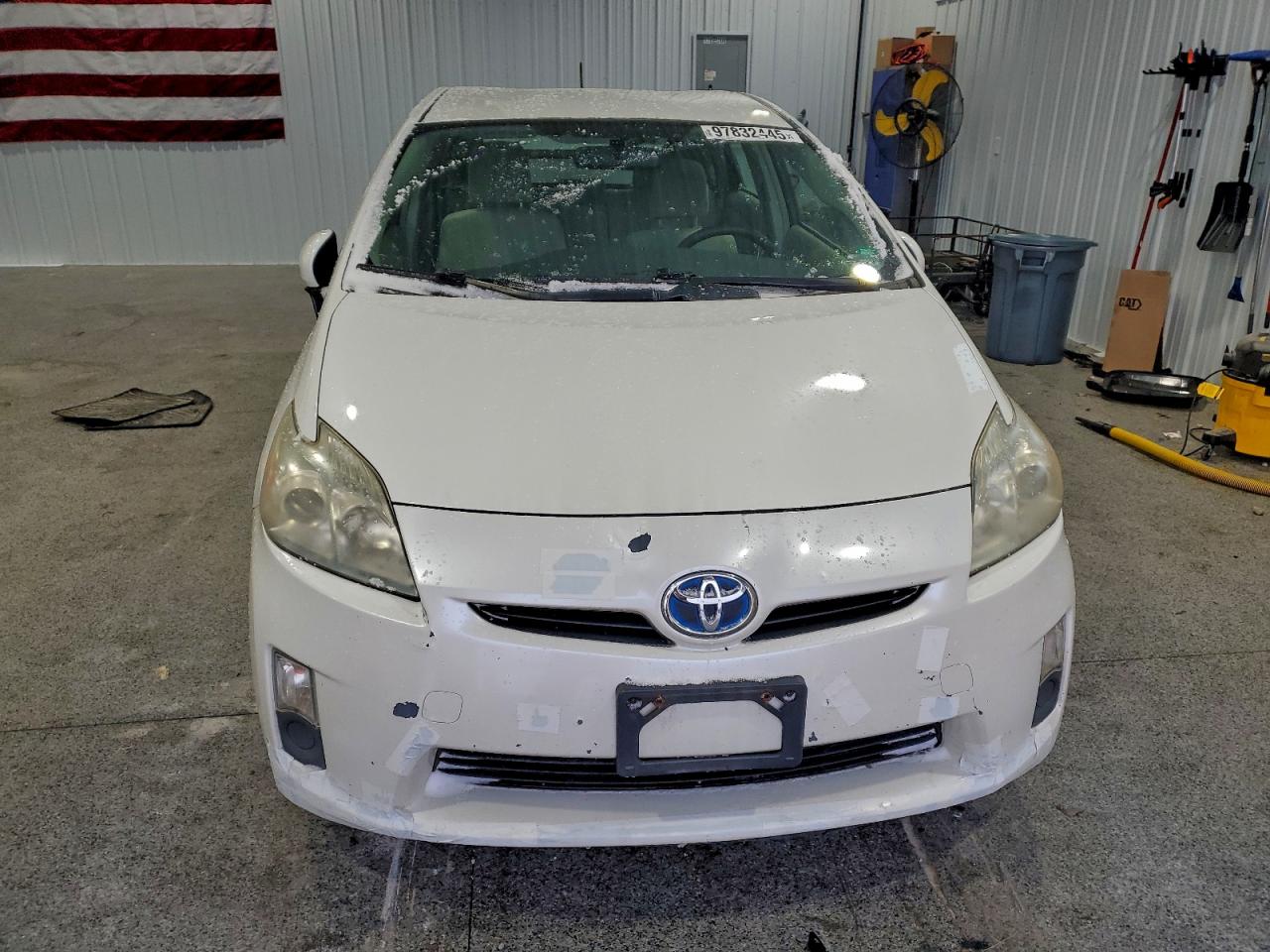 2010 TOYOTA PRIUS photo 5