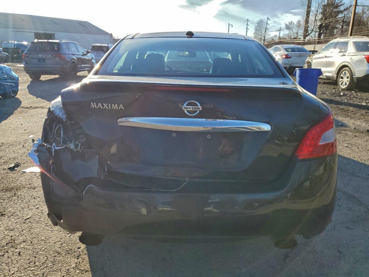 2010 NISSAN MAXIMA S photo 6