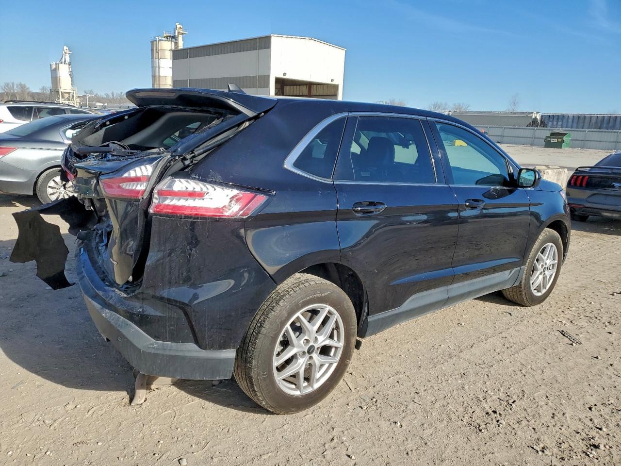 2024 FORD EDGE SEL photo 3