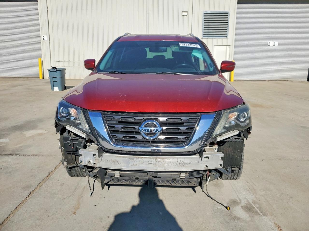 2017 NISSAN PATHFINDER S photo 5