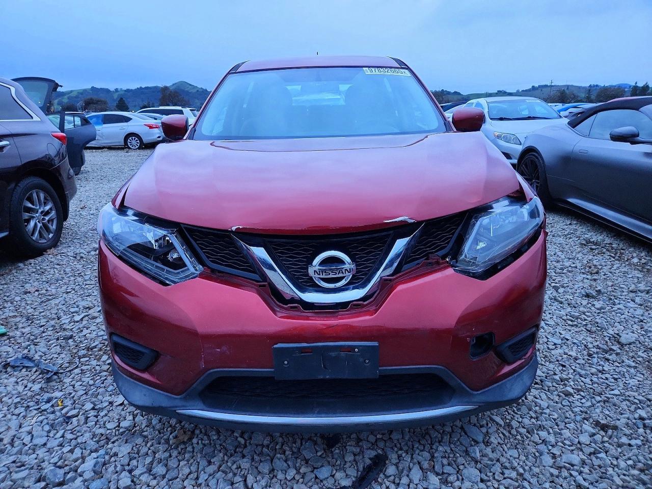 2016 NISSAN ROGUE S photo 5