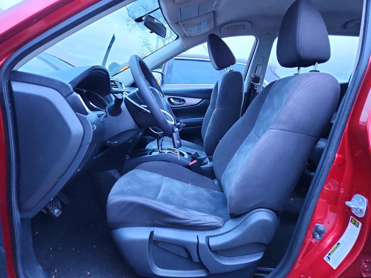 2016 NISSAN ROGUE S photo 7