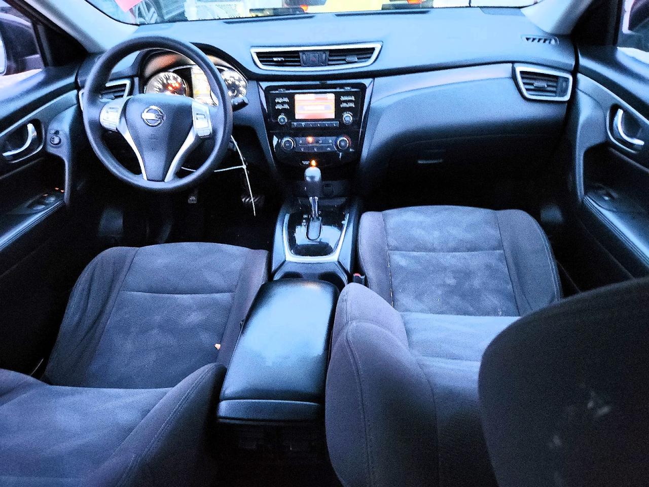 2016 NISSAN ROGUE S photo 8