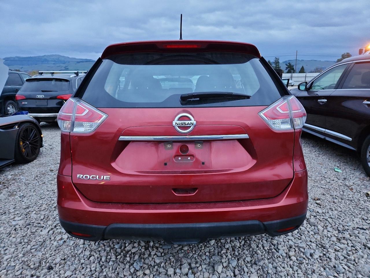 2016 NISSAN ROGUE S photo 6