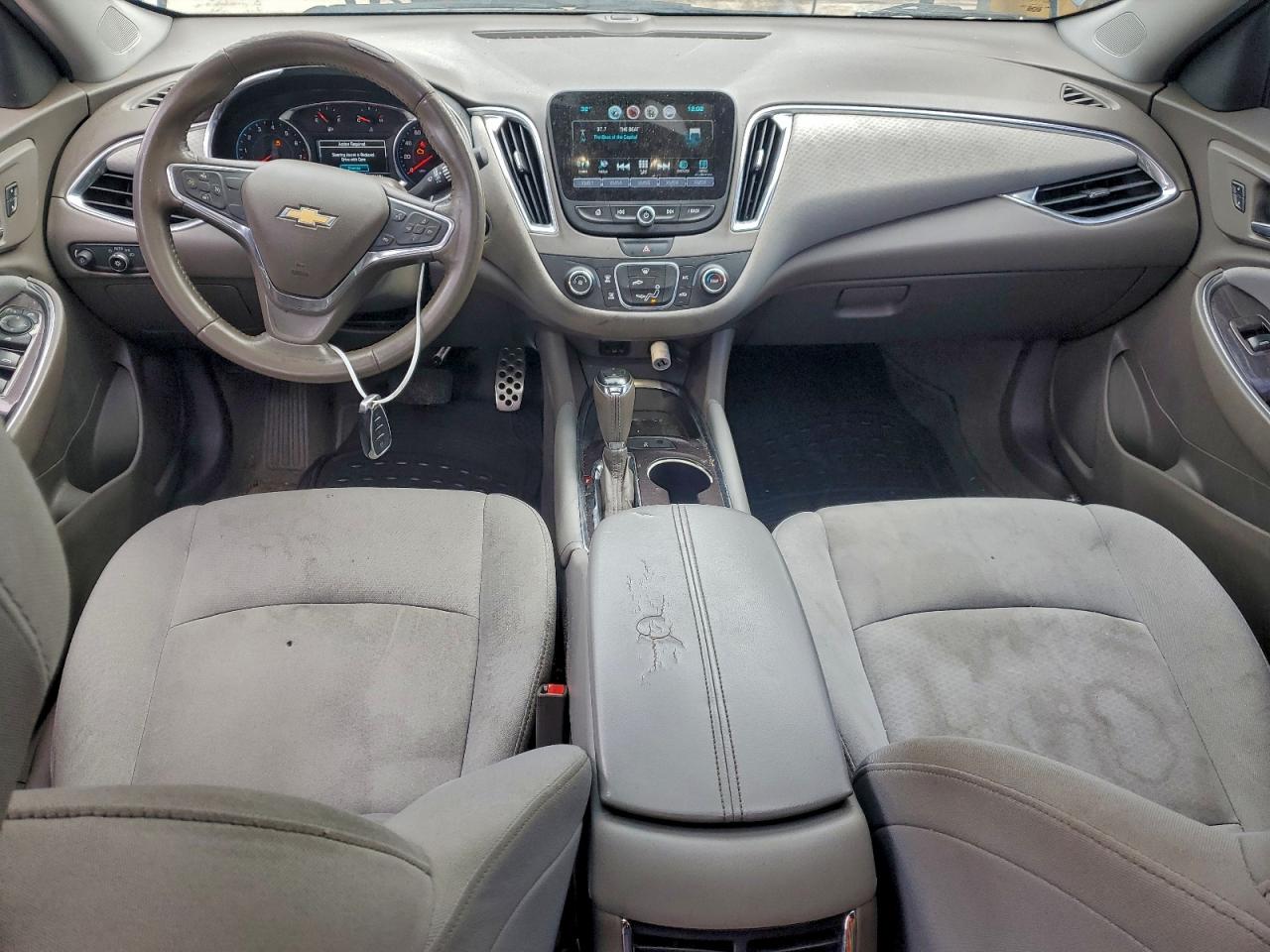 2016 CHEVROLET MALIBU LT photo 8