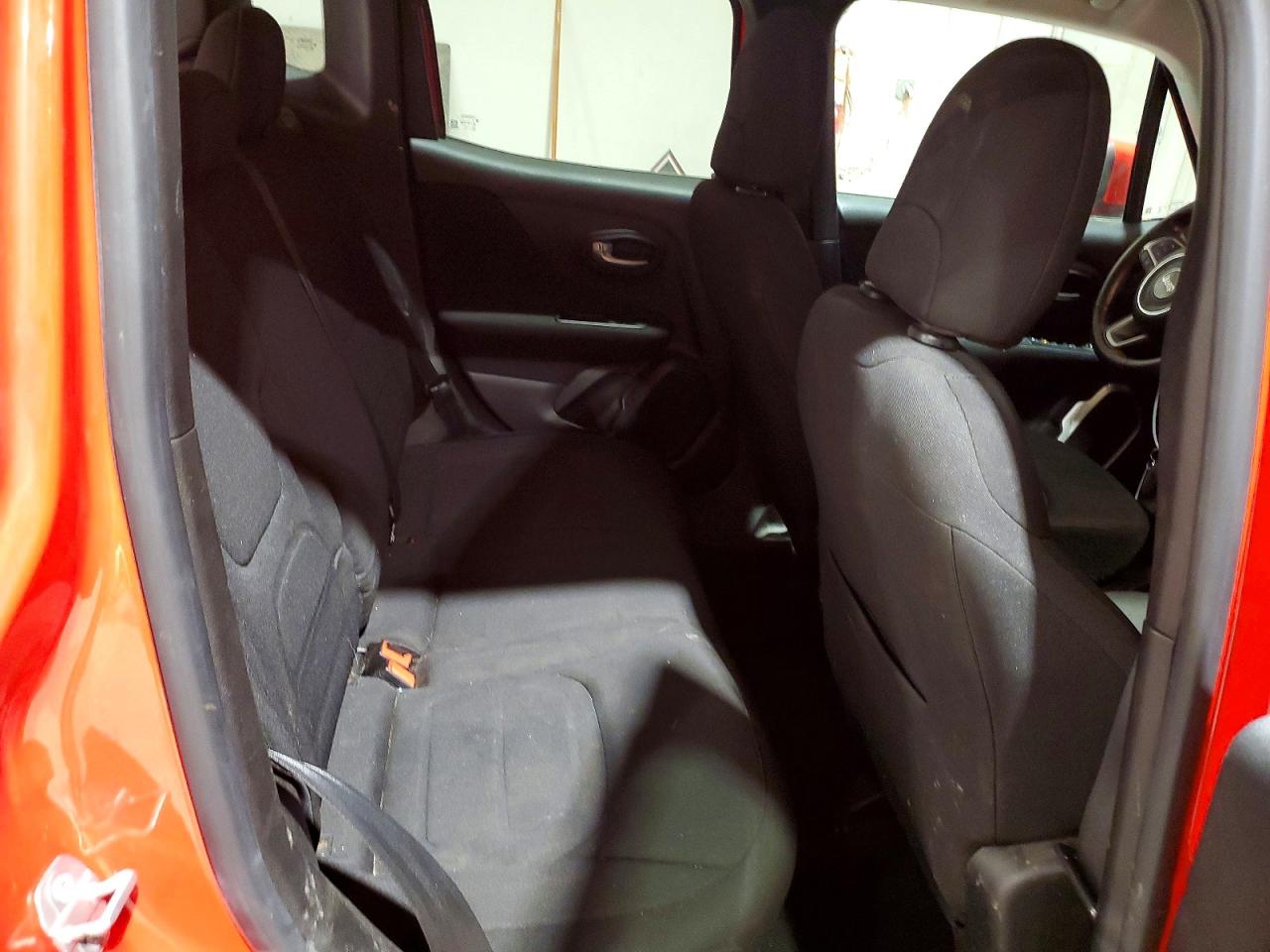2019 JEEP RENEGADE LATITUDE photo 11