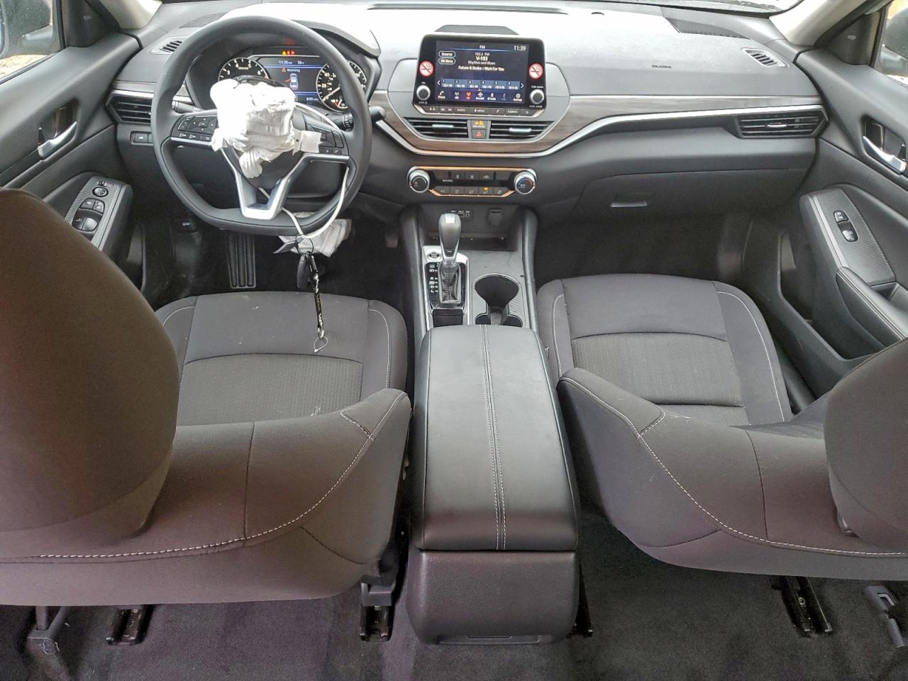 2025 NISSAN ALTIMA SV photo 8