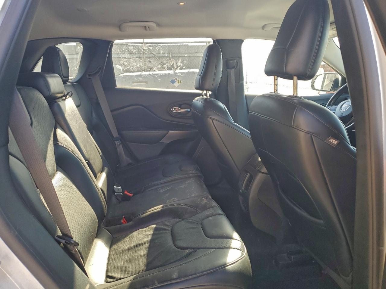 2019 JEEP CHEROKEE LIMITED photo 11