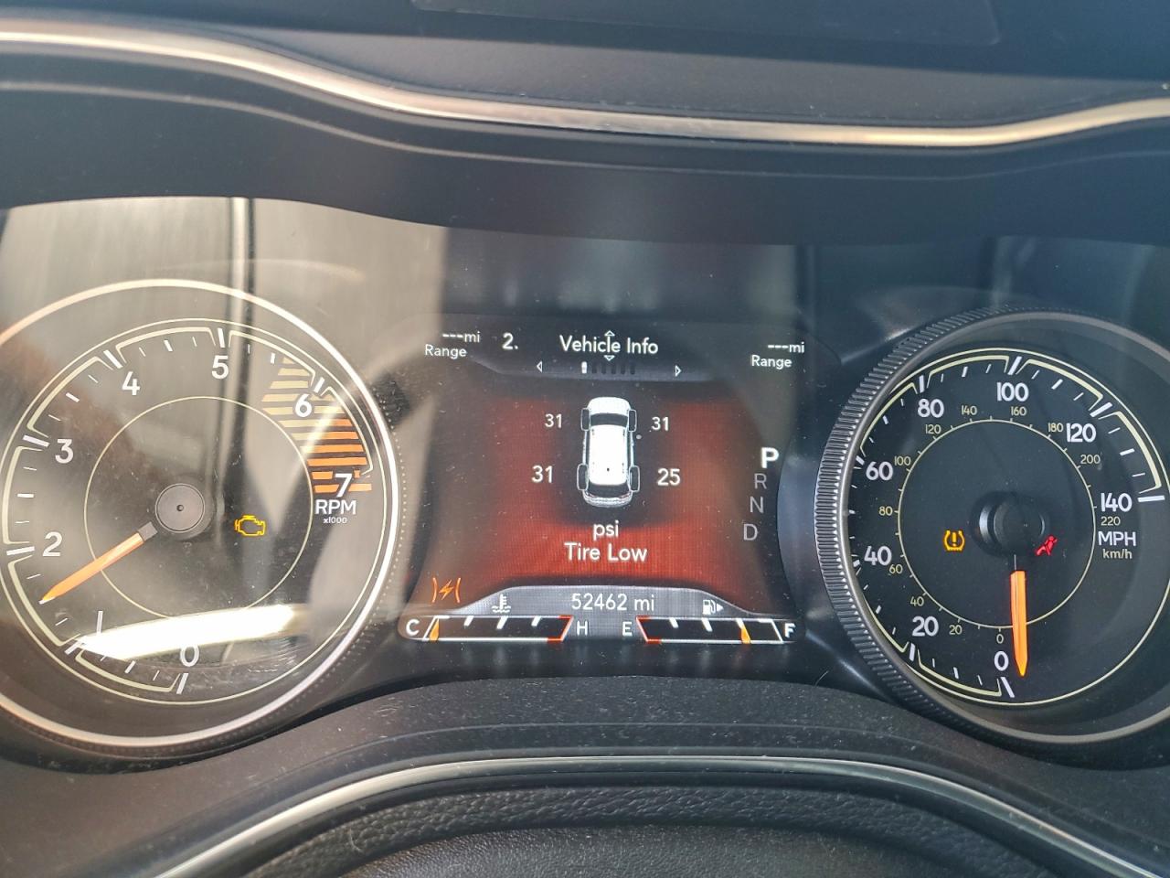 2019 JEEP CHEROKEE LIMITED photo 9