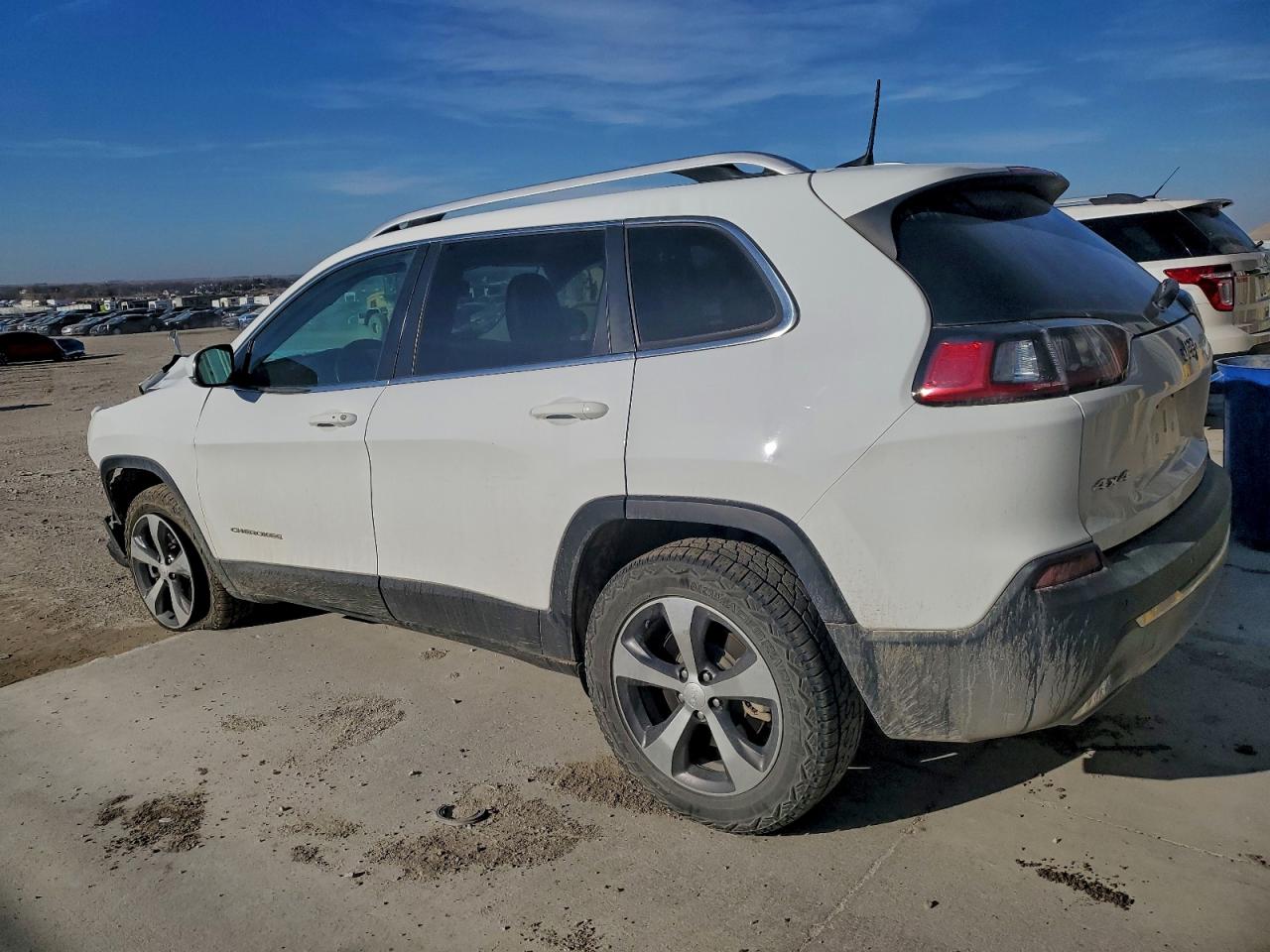 2019 JEEP CHEROKEE LIMITED photo 2