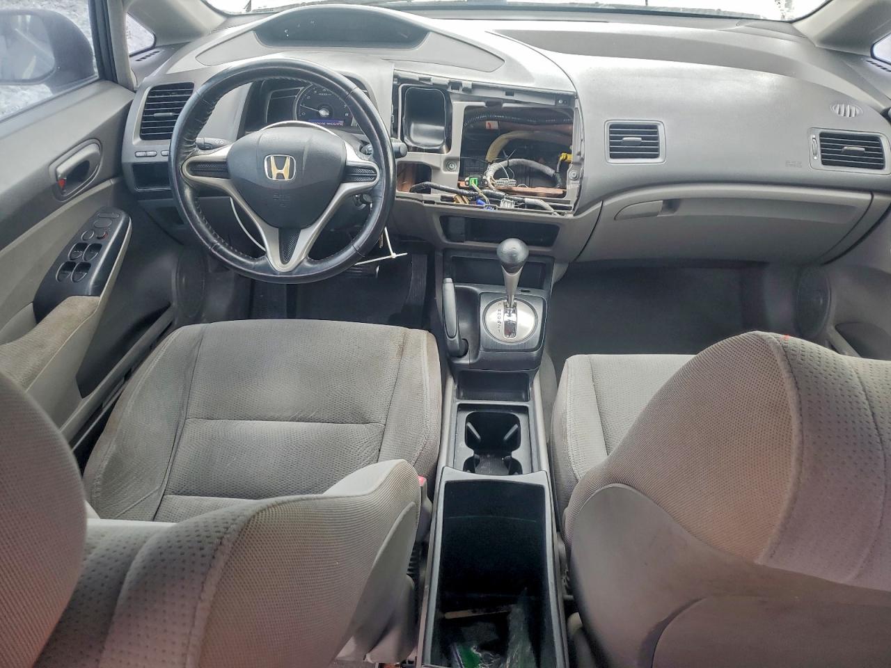 2010 HONDA CIVIC VP photo 8