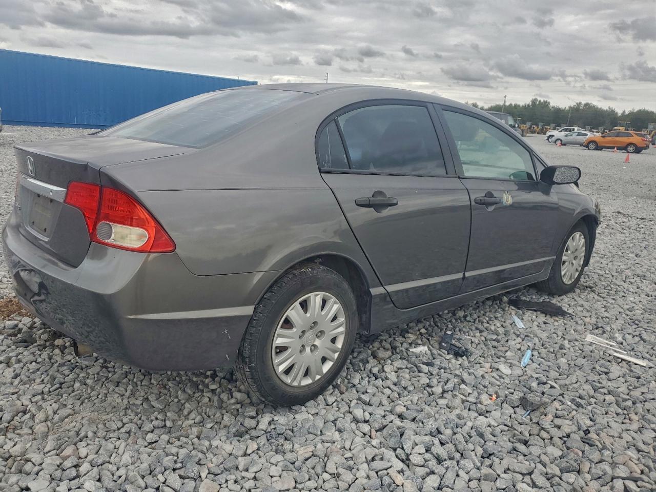 2010 HONDA CIVIC VP photo 3
