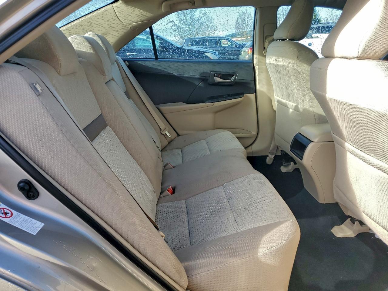 2014 TOYOTA CAMRY L photo 19