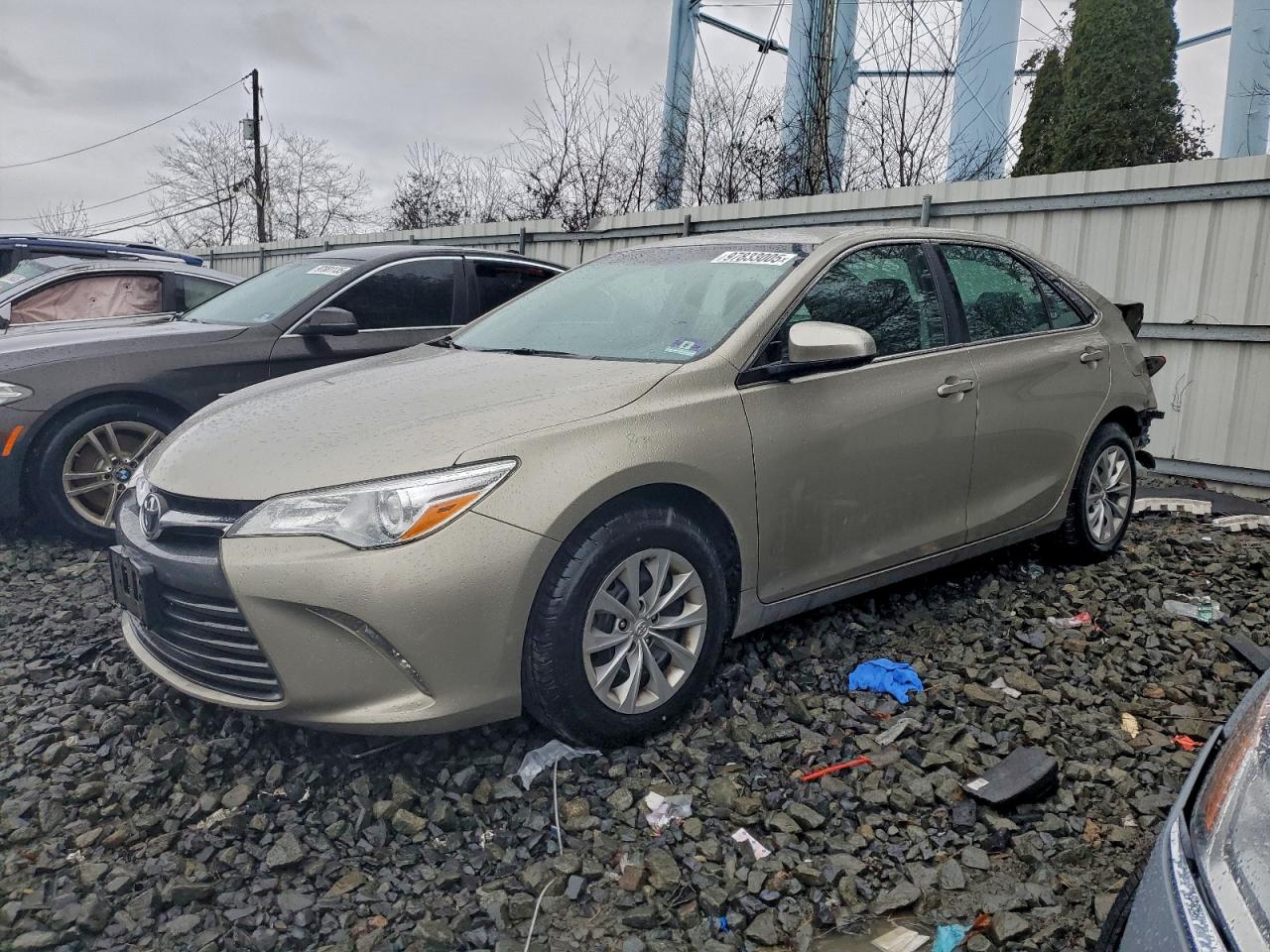 2017 TOYOTA CAMRY