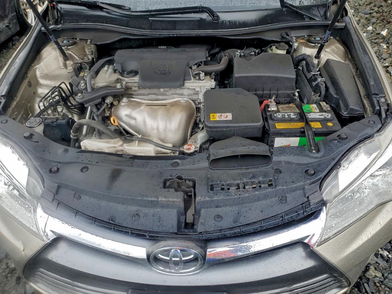 2017 TOYOTA CAMRY LE photo 11