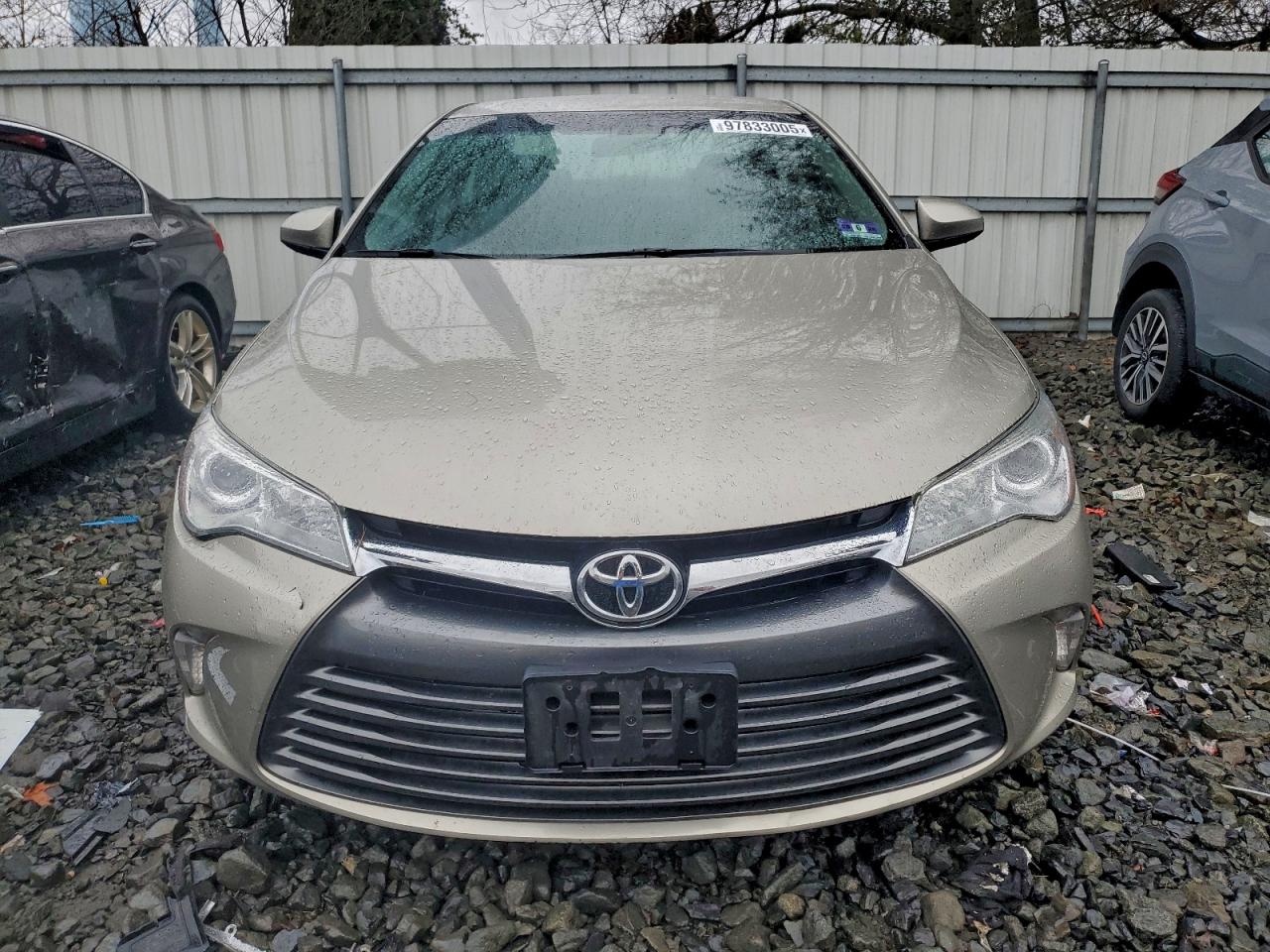 2017 TOYOTA CAMRY LE photo 5