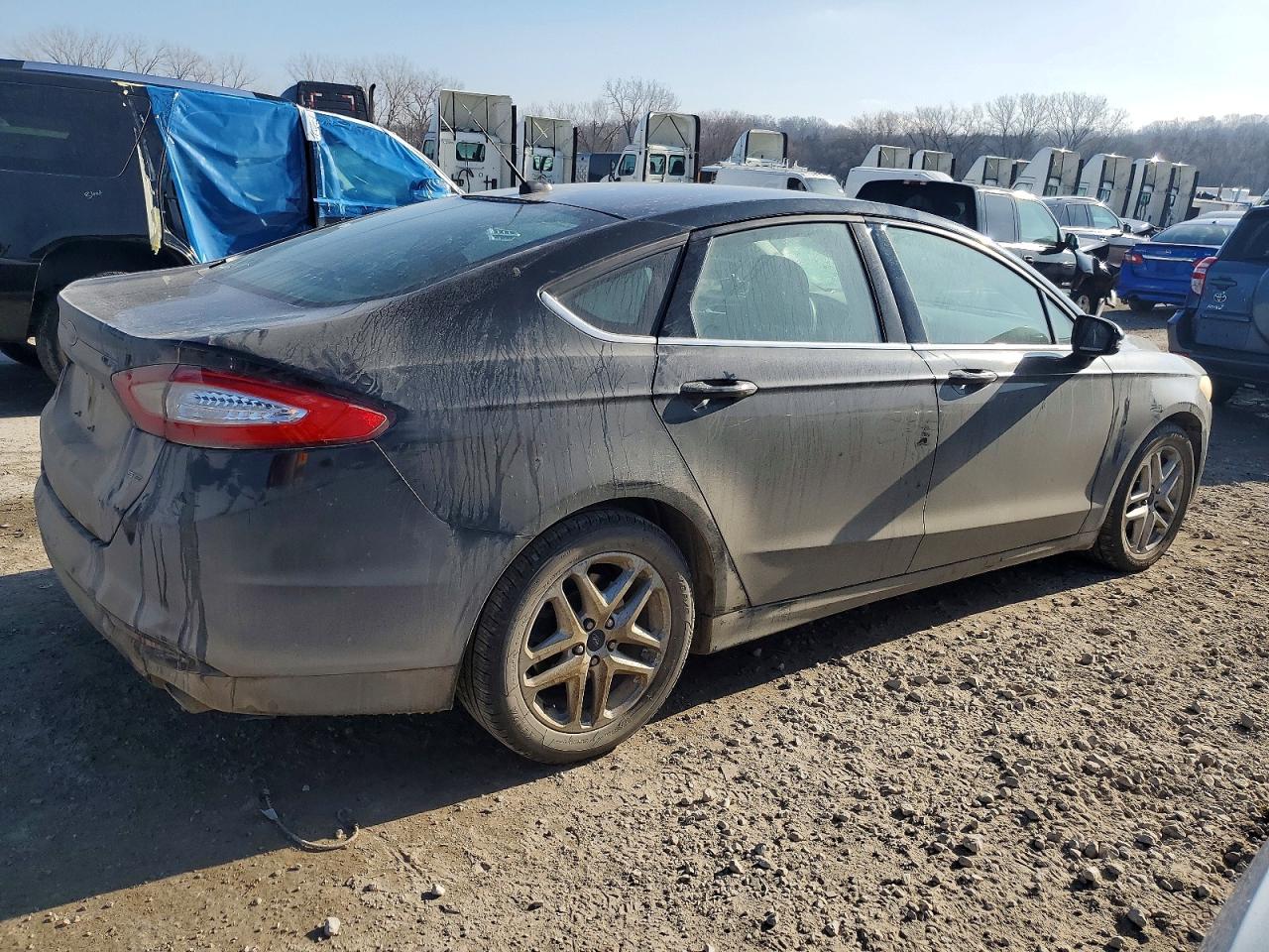2015 FORD FUSION SE photo 3