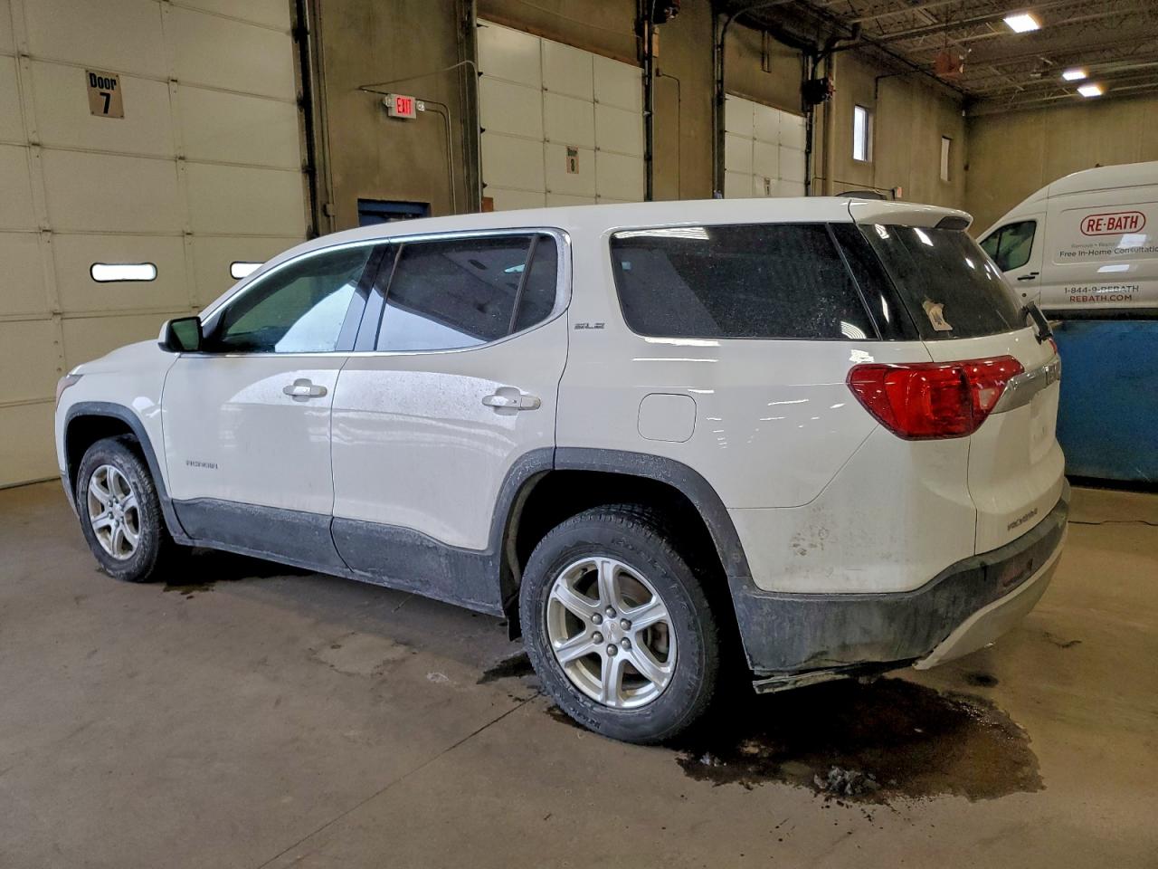 2019 GMC ACADIA SLE photo 2