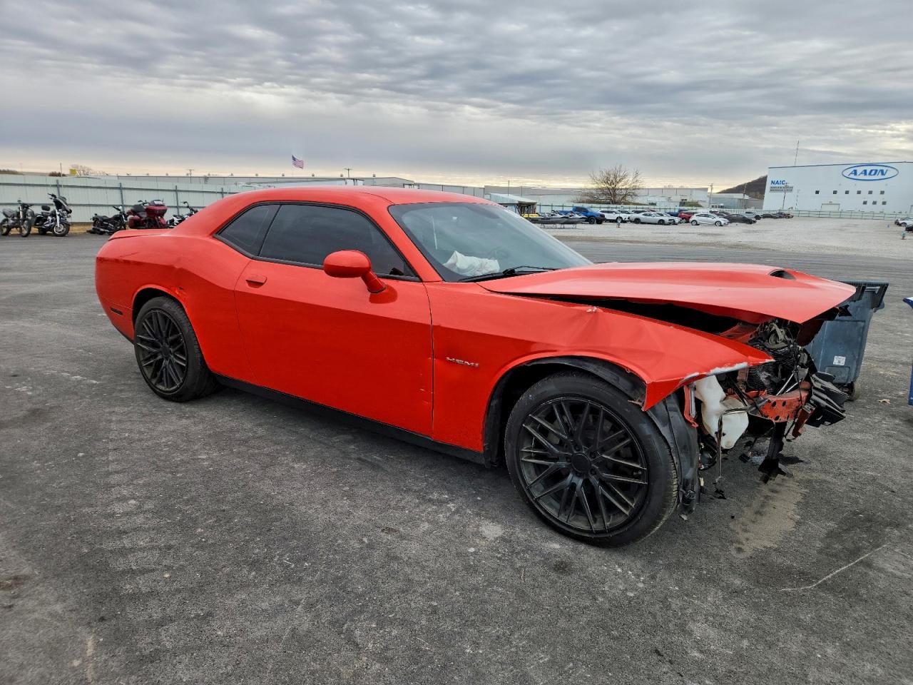 2022 DODGE CHALLENGER R/T photo 7