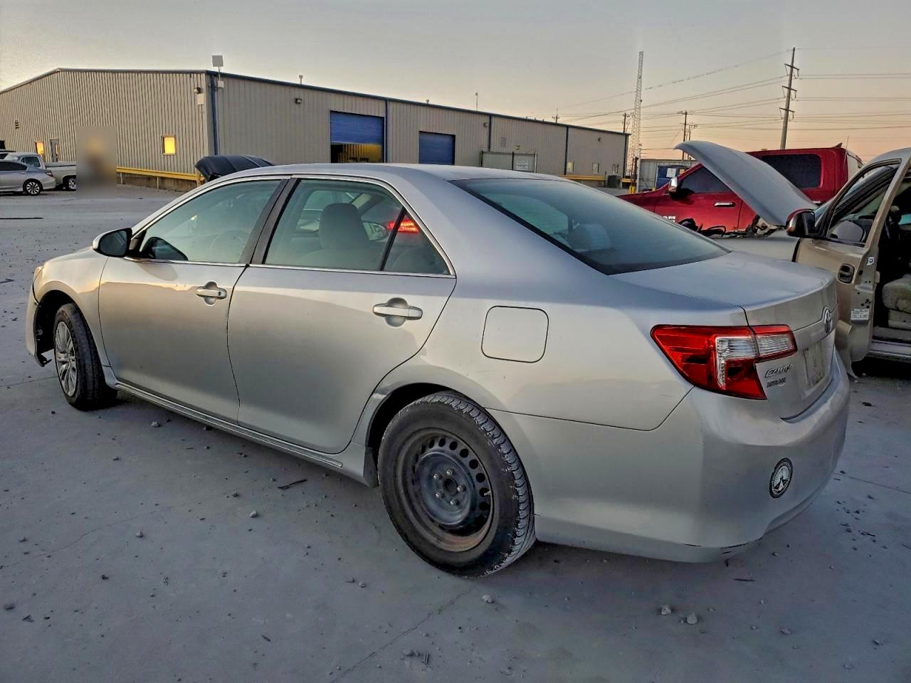 2012 TOYOTA CAMRY BASE photo 2