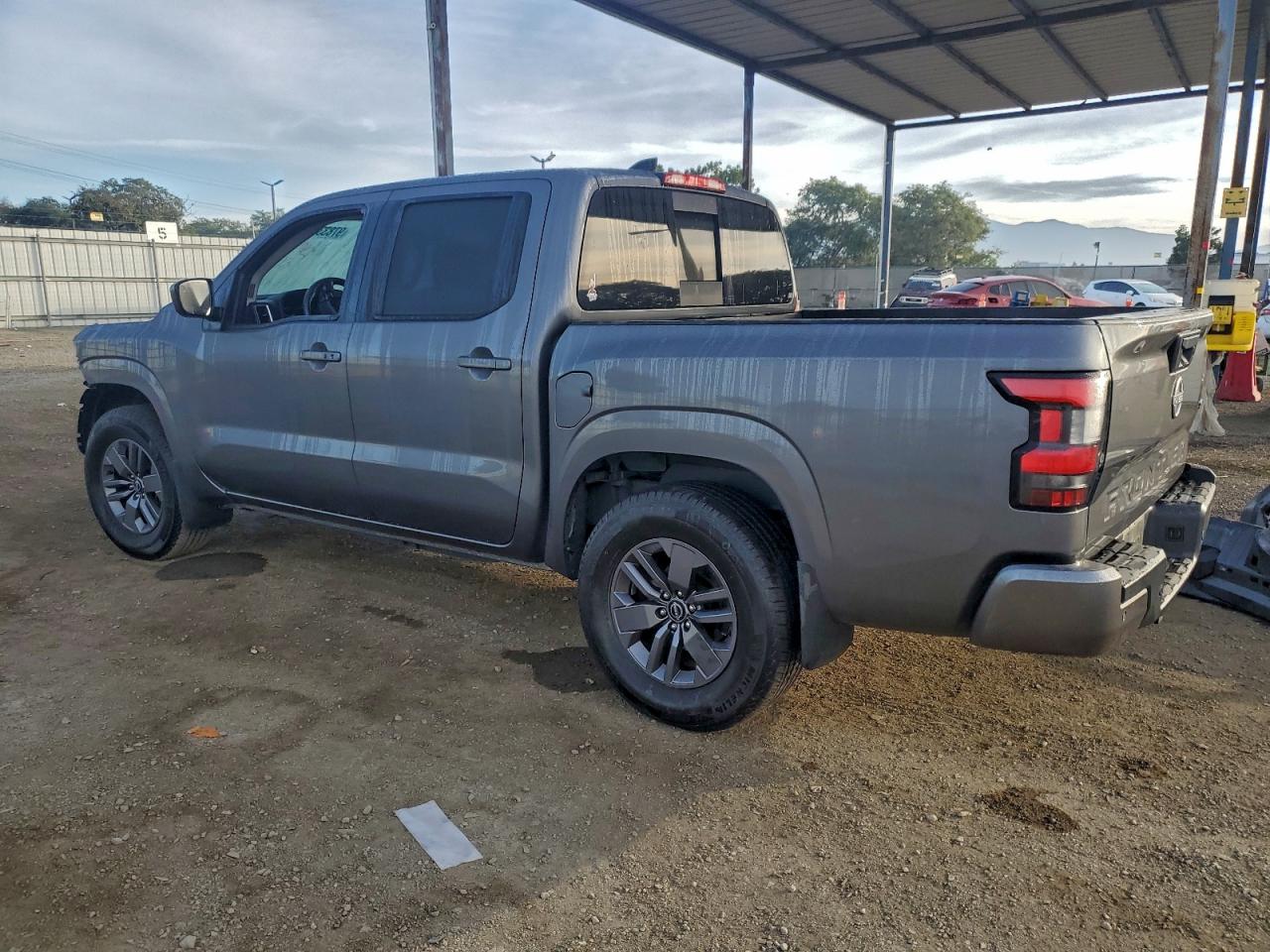 2024 NISSAN FRONTIER S photo 2
