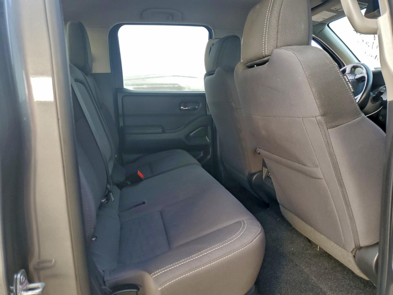 2024 NISSAN FRONTIER S photo 10