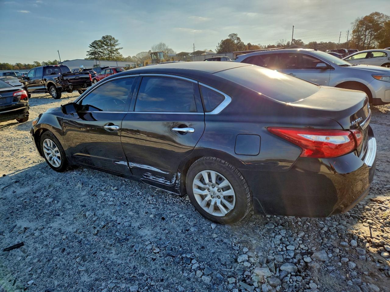 2017 NISSAN ALTIMA 2.5 photo 2