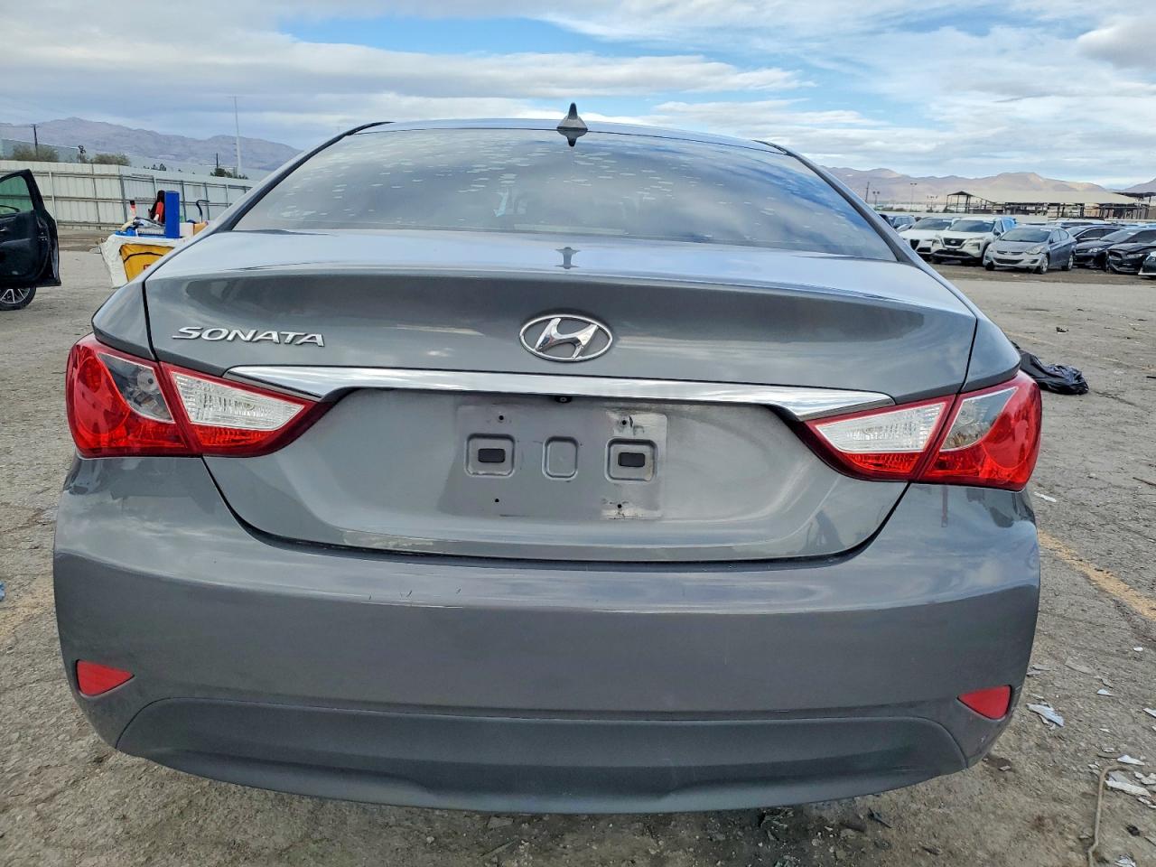 2014 HYUNDAI SONATA GLS photo 6