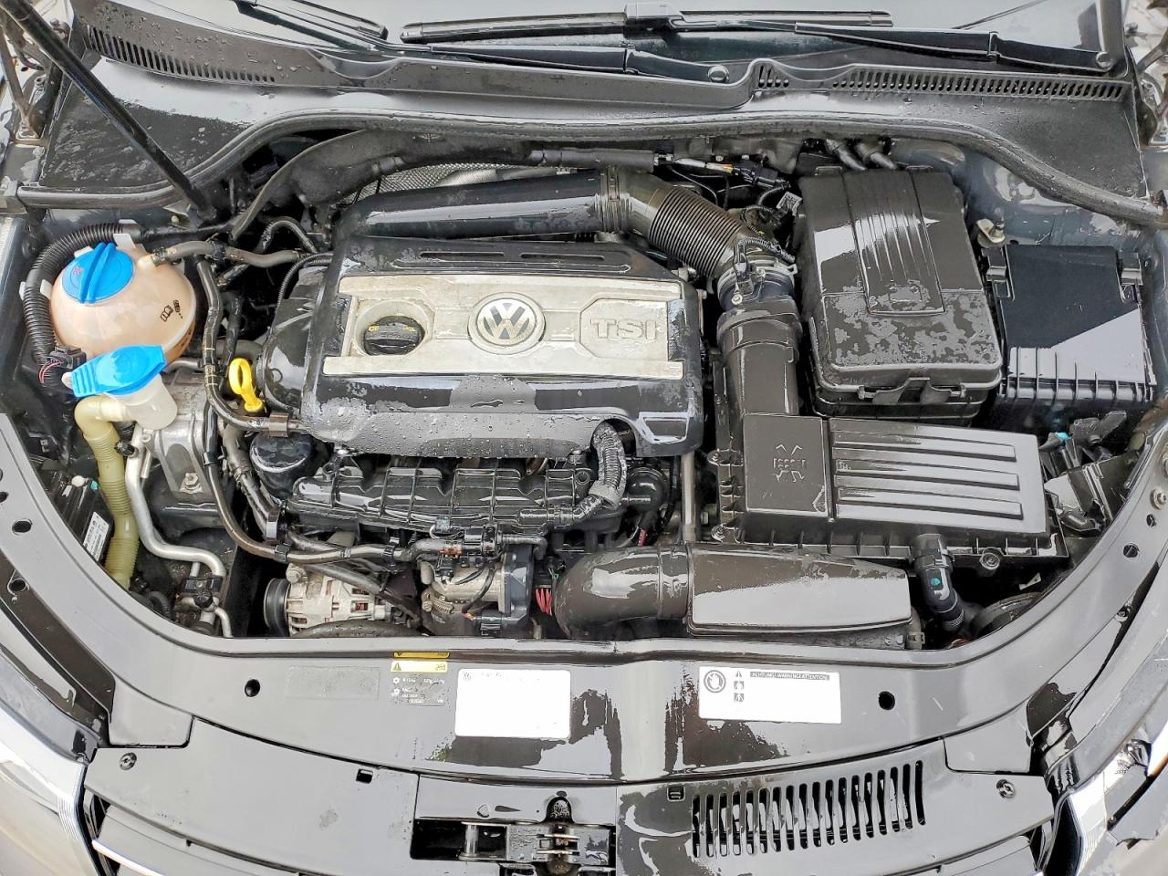 2016 VOLKSWAGEN EOS KOMFORT photo 31