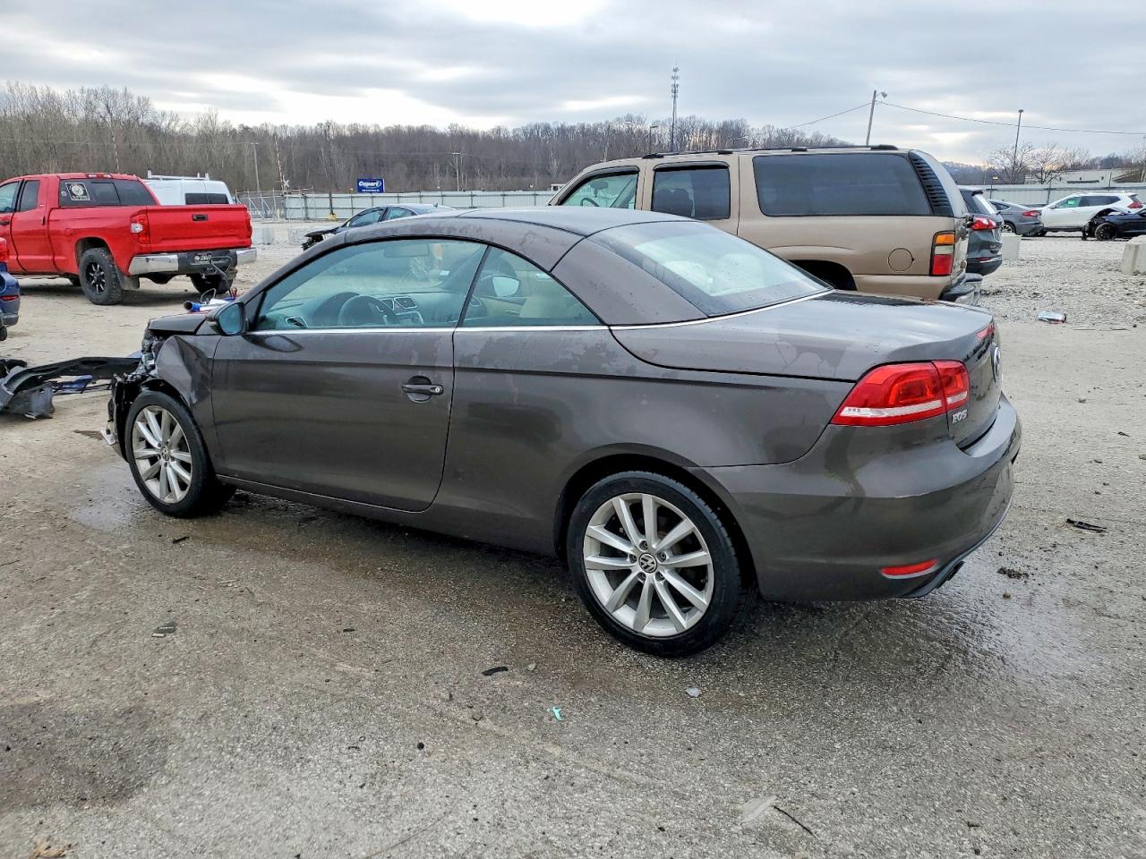 2016 VOLKSWAGEN EOS KOMFORT photo 4