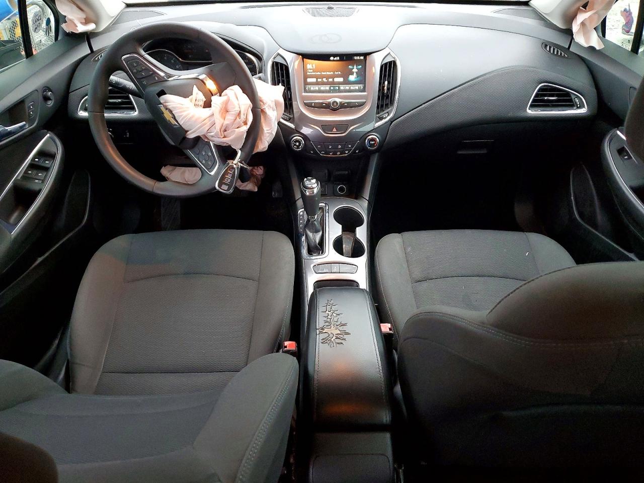 2017 CHEVROLET CRUZE LT photo 8